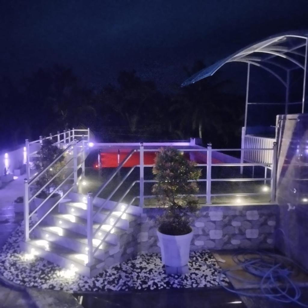 Hotel Sunny Cloud Harumalgoda エクステリア 写真